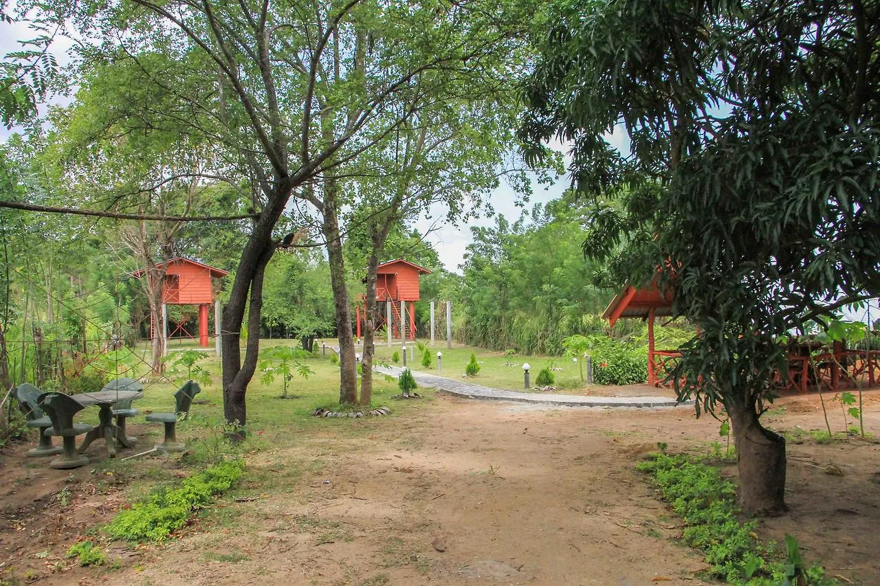 Sigiri Royal Point Tree House Hotel Sigiriya 0*,  Sri Lanka